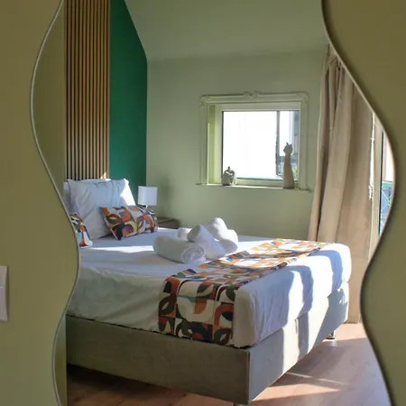 Gargaretta Wildflower 3 *